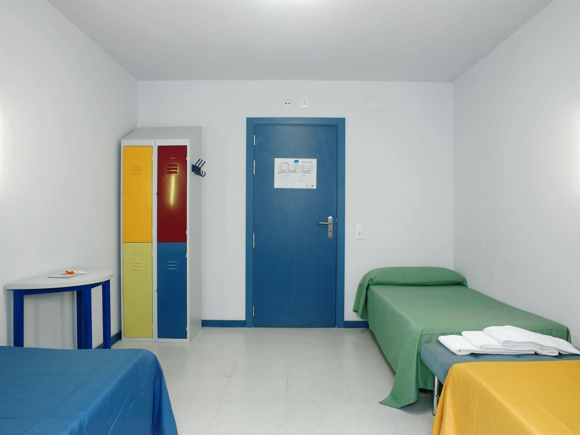 Hostal Welcome Madrid Room photo